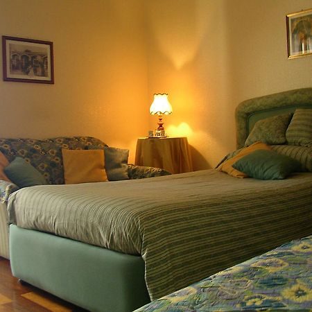 Villa Caterina B&B Pedara Rom bilde